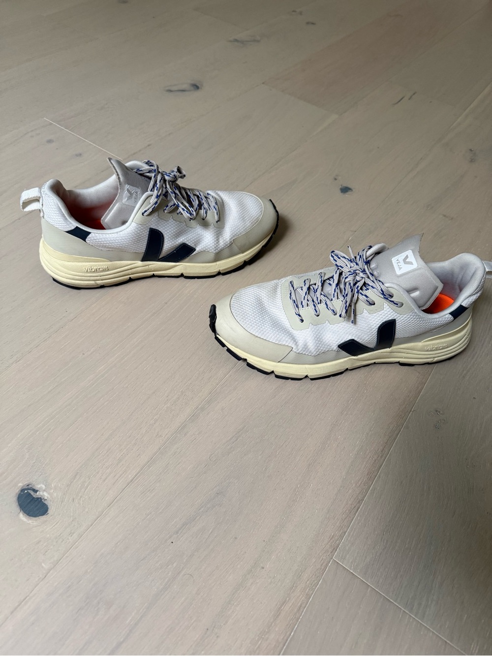 MENS VEJA VENTURI ALVEOMESH SNEAKERS SIZE 10